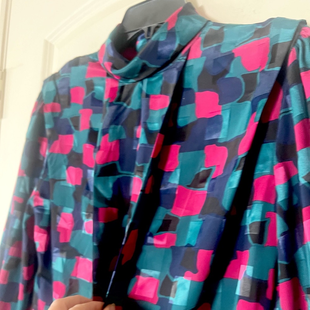 Vintage Jonathan Martin pleated front geometric retro blouse with shoulder pads - Picture 3 of 9